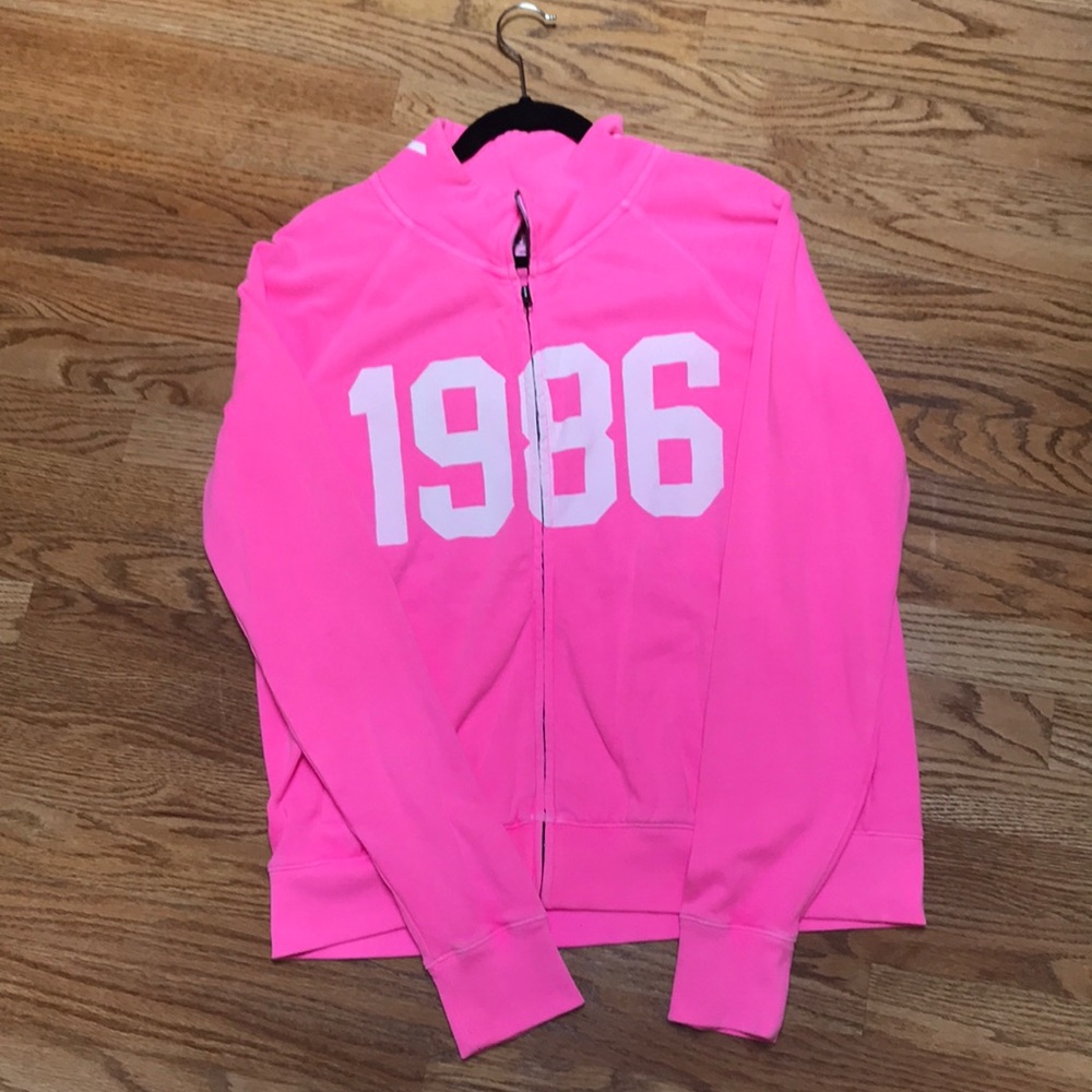 VS Pink full zip size Large. Never worn, NWOT